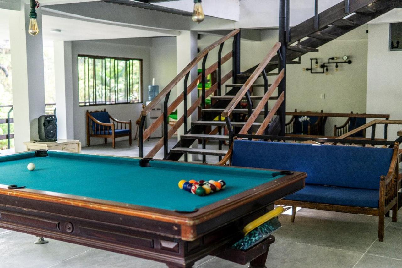 Yuluka Hostel Apulo Bagian luar foto