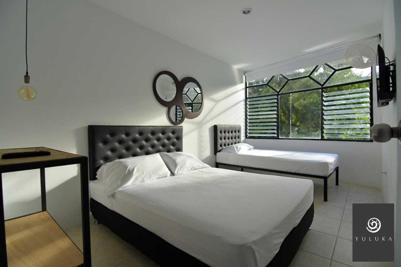 Yuluka Hostel Apulo Bagian luar foto