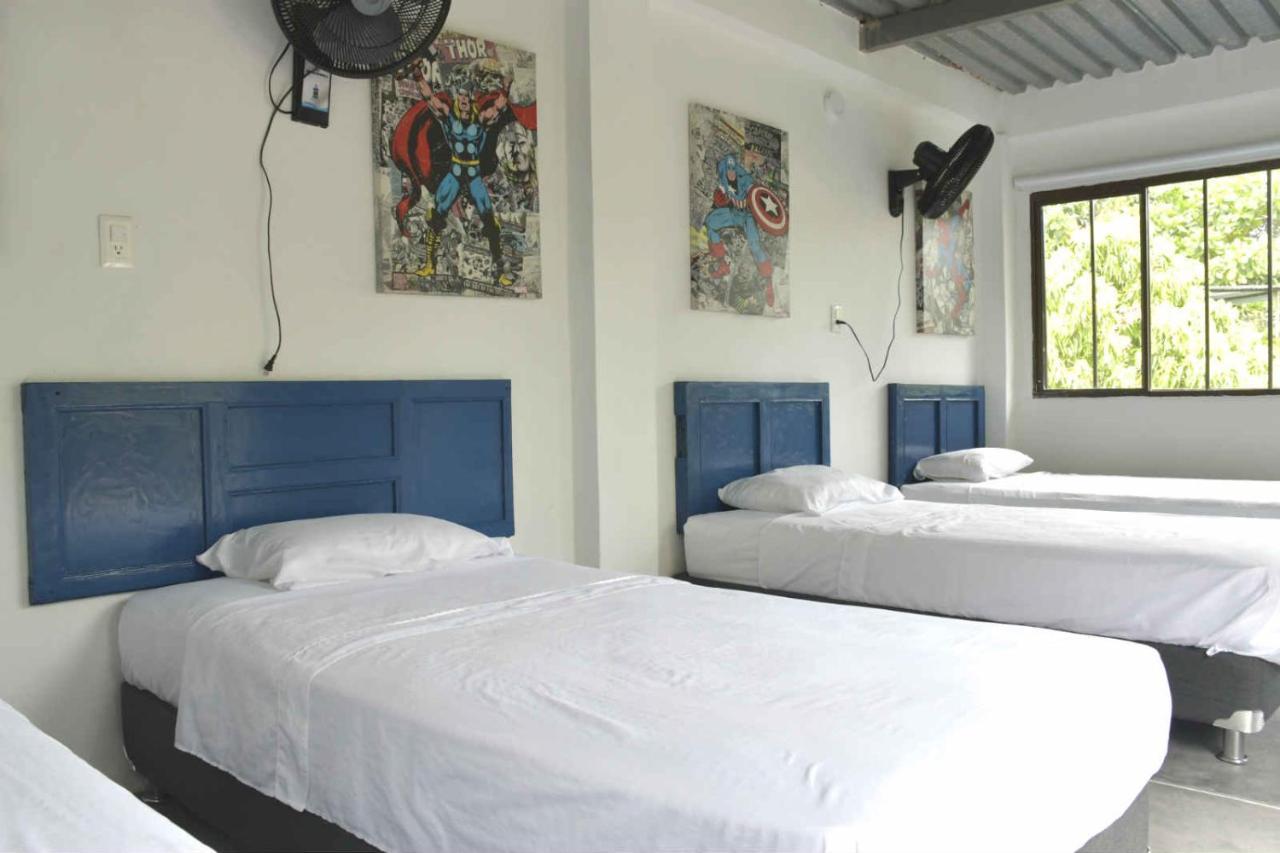 Yuluka Hostel Apulo Bagian luar foto