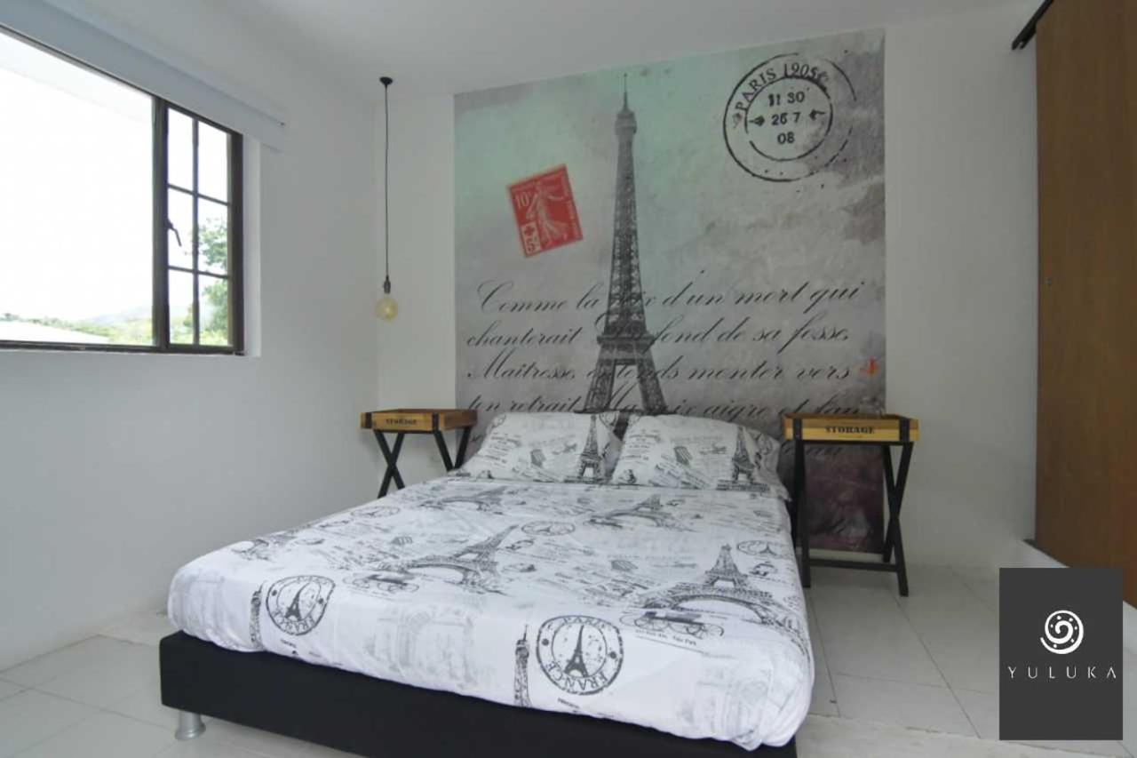 Yuluka Hostel Apulo Bagian luar foto