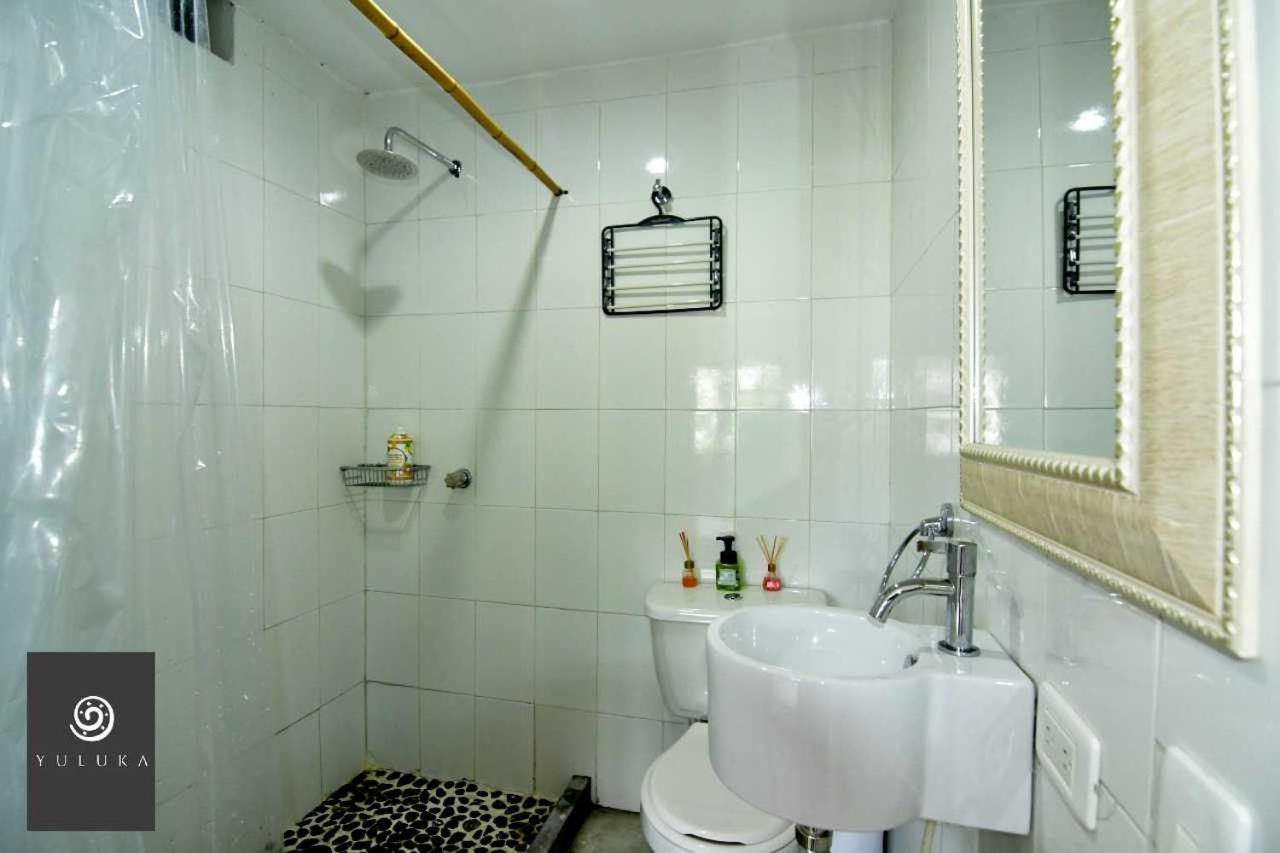 Yuluka Hostel Apulo Bagian luar foto