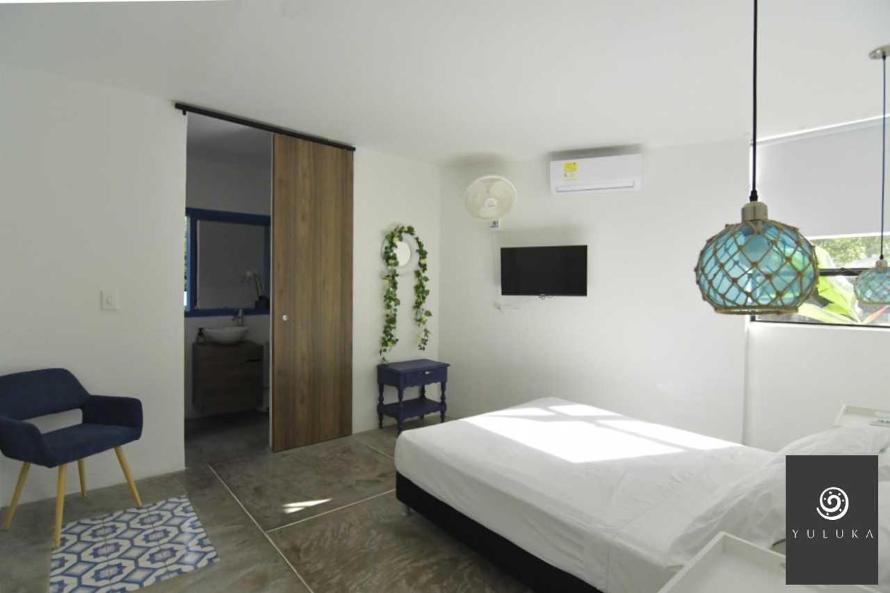 Yuluka Hostel Apulo Bagian luar foto